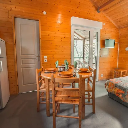 Village De Des Du Du Golf * לה קאנורג