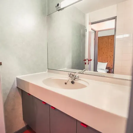 Village De Des Du Du Golf